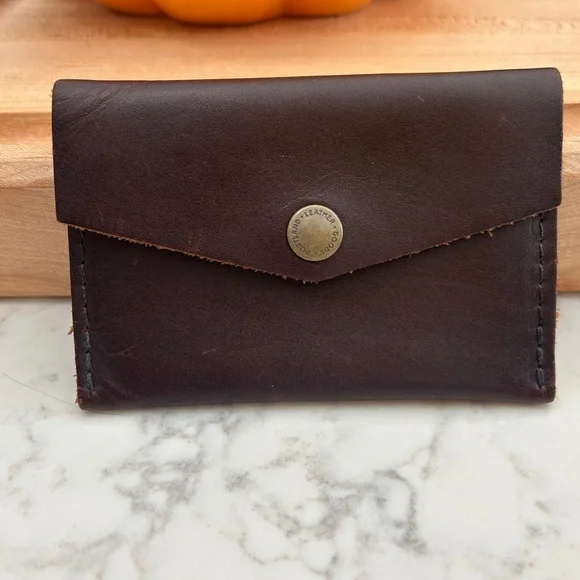 Portland Leather Oversized Zipper tote and mini envelope wallet - Picture 8 of 16